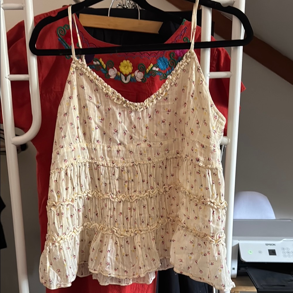 Eloise cream floral ruffle peplum rank size M medium